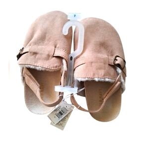 NWT Old Navy size 11 slides